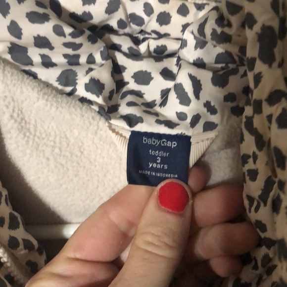 Gap Winter Jacket - Picture 3 of 7